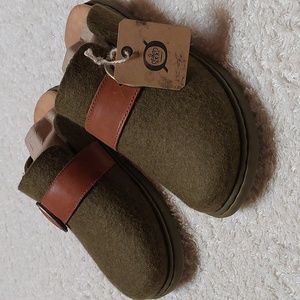 Born Lia Green Felt Mule Slip Ons